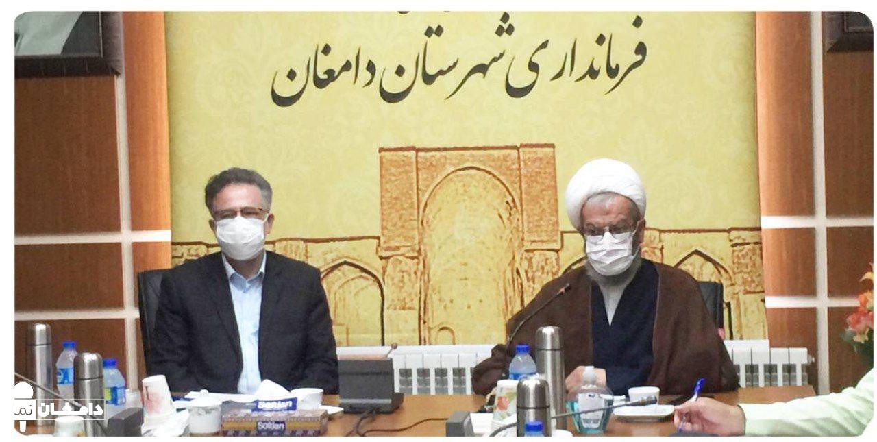 امام جمعه دامغان: توکل، تواضع و خدمت صادقانه به مردم سیره شهیدان رجایی و باهنر بود