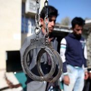 پلیس ، شهر را برای خرده فروشان موادمخدر ناامن می کند.